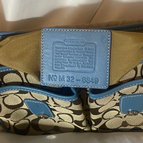 VINTAGE COACH Signature Canvas Crossbody Messenger Bag - Picture 8 of 8